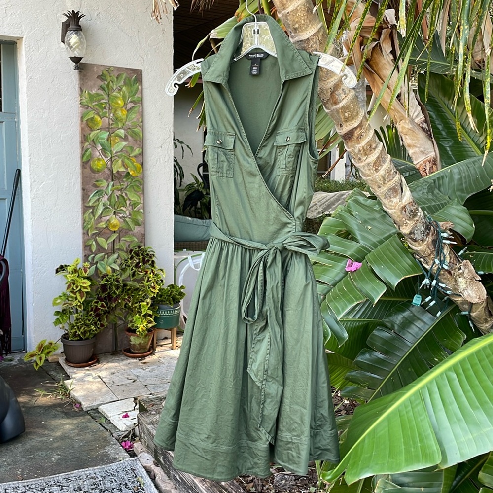 White House, black market wrap, fit, and flare utility dress